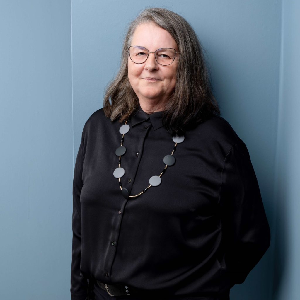 Portraitfoto einer Mitarbeiterin